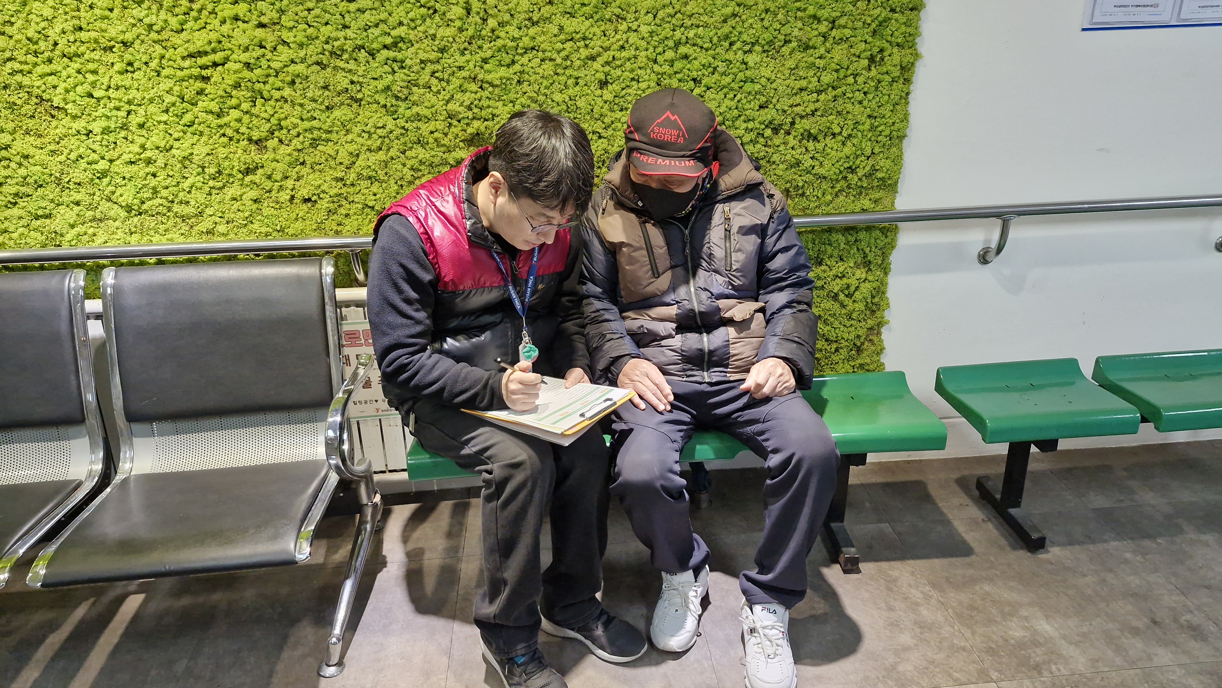 ��������